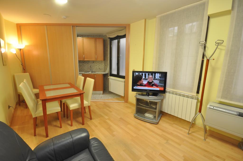 Apartamentos Toro 33 Salamanca Ruang foto