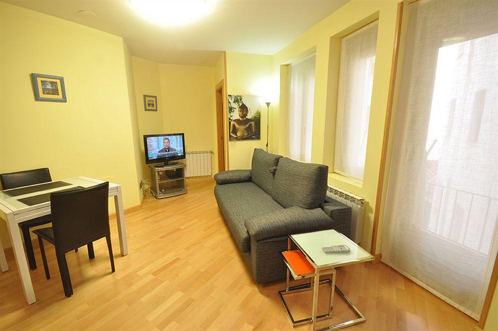 Apartamentos Toro 33 Salamanca Bagian luar foto