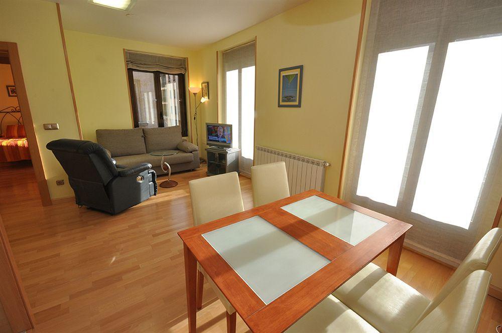 Apartamentos Toro 33 Salamanca Bagian luar foto