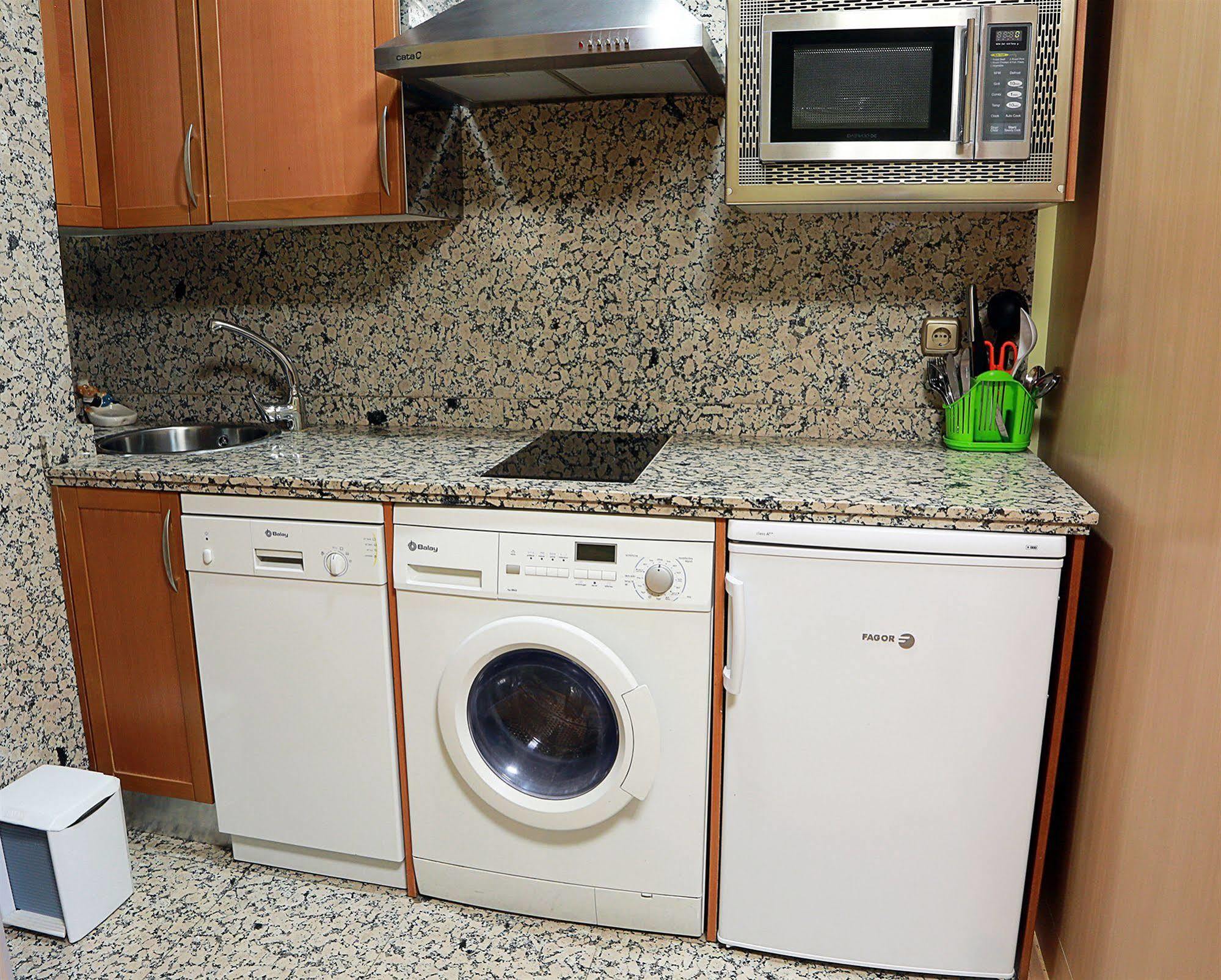 Apartamentos Toro 33 Salamanca Bagian luar foto