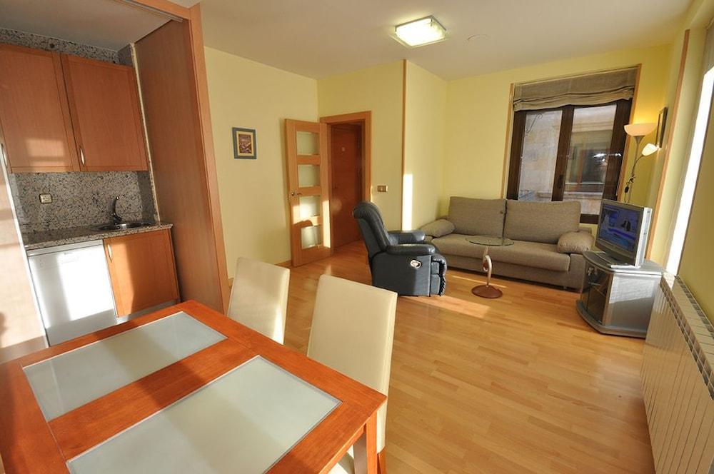 Apartamentos Toro 33 Salamanca Bagian luar foto